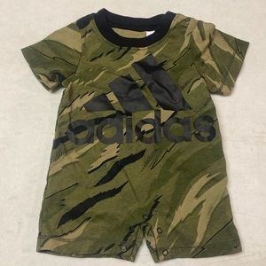 Like New Adidas Camo Romper Baby Boy 3M One piece Romper summer shorts outfit